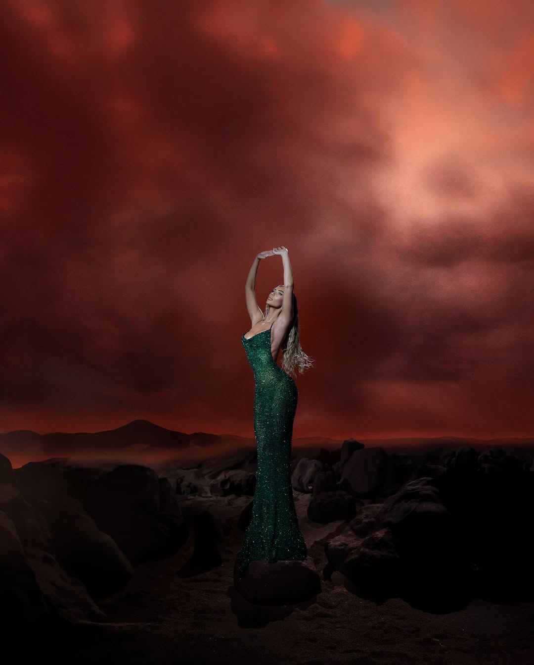 Mimoza Kadriaj introducing S’S 25 004